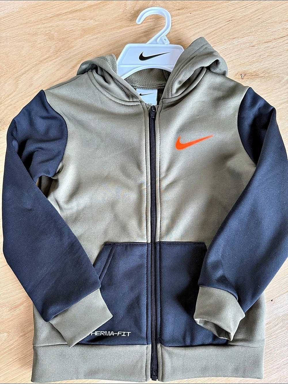 Nike Therma-FIT Boys Size 5 Olive Blue Hooded Jacket Like New Never Worn!!